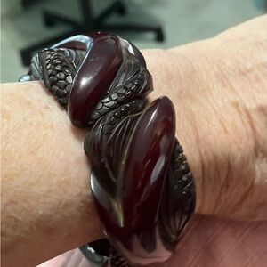 Huge vintage bakelite  carved wine, red hinged, clamper bangle bracelet